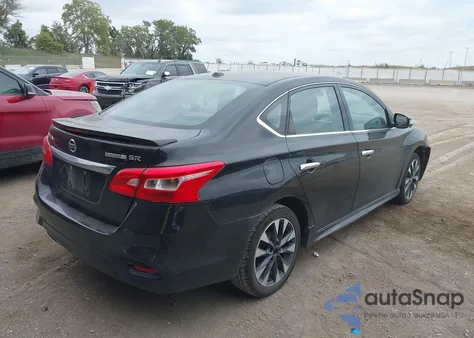 2018 Nissan Sentra Sr z USA, uszkodzony, nr VIN 3N1AB7AP3JY230256
